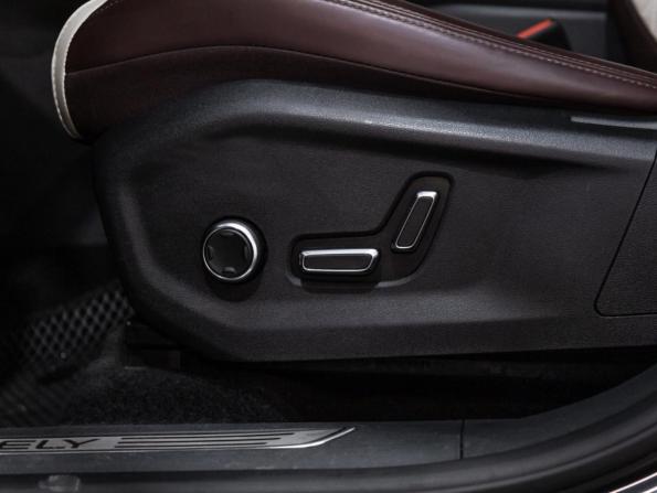 Geely Monjaro I с пробегом 2023 года, цена 3 099 700 рублей, 61229 км, внедорожник, Автокод Объявления