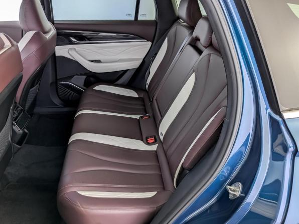 Geely Xingyue L I с пробегом 2023 года, цена 2 720 000 рублей, 97288 км, внедорожник, Автокод Объявления