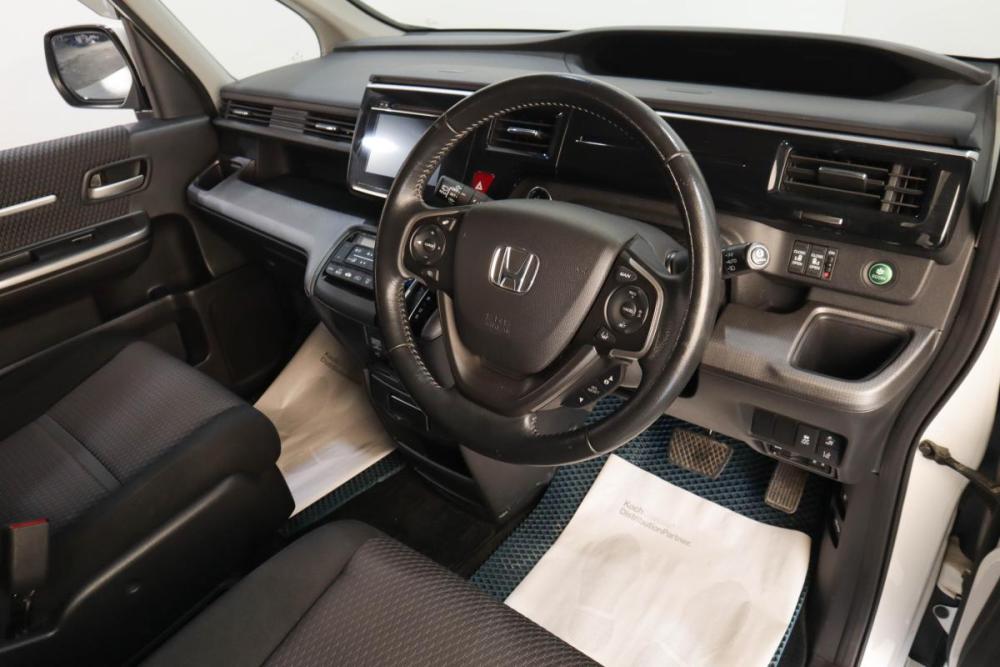Honda Stepwgn V Челябинск  - изображение 11
