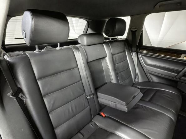 Volkswagen Touareg I Рестайлинг с пробегом 2010 года, цена 1 019 000 рублей, 340914 км, внедорожник, Автокод Объявления