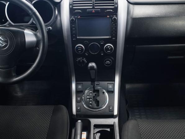 Suzuki Grand Vitara II Рестайлинг с пробегом 2010 года, цена 888 000 рублей, 293255 км, внедорожник, Автокод Объявления