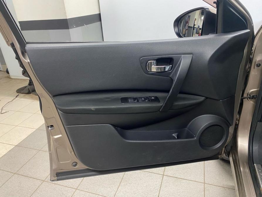 Nissan Qashqai I Рестайлинг Санкт-Петербург  - изображение 16