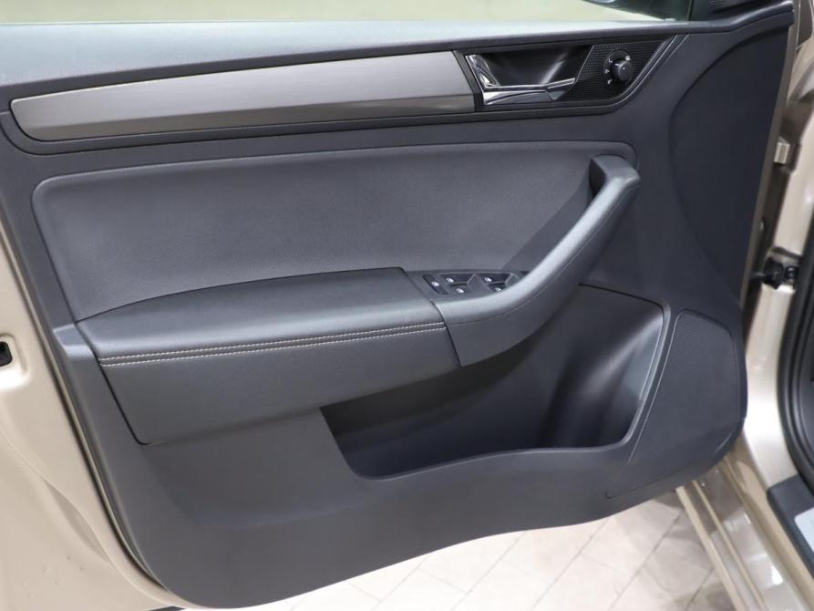 Skoda Rapid I Рестайлинг Санкт-Петербург  - изображение 16