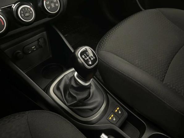 Kia Rio III Рестайлинг с пробегом 2017 года, цена 1 080 000 рублей, 108967 км, седан, Автокод Объявления
