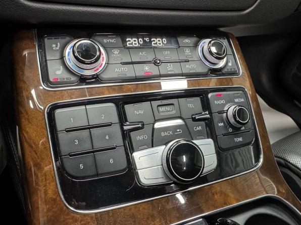 Audi A8 III (D4) Рестайлинг с пробегом 2015 года, цена 2 480 000 рублей, 176033 км, седан, Автокод Объявления