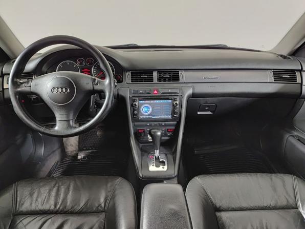 Audi A6 II (C5) Рестайлинг с пробегом 2002 года, цена 550 000 рублей, 308364 км, седан, Автокод Объявления