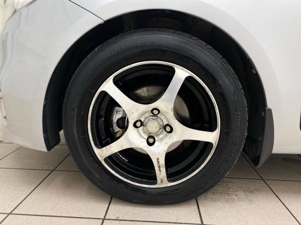Kia Rio III Рестайлинг с пробегом 2015 года, цена 1 135 000 рублей, 97072 км, хэтчбек, Автокод Объявления