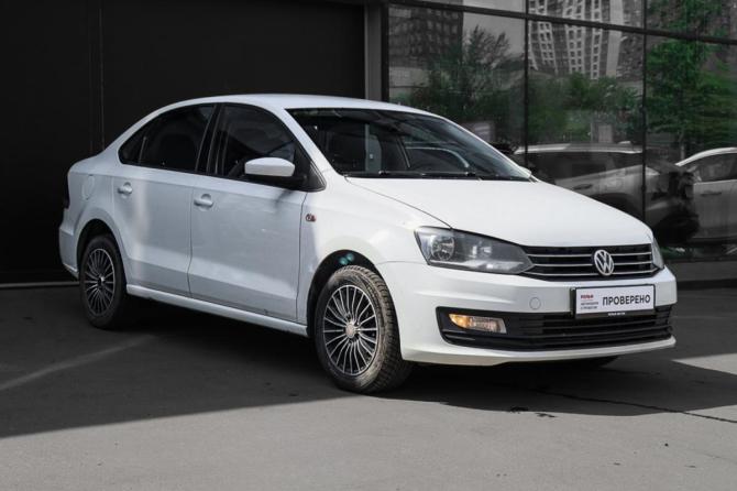 Volkswagen Polo V Рестайлинг с пробегом 2016 года, цена 1 075 000 рублей, 134988 км, седан, Автокод Объявления