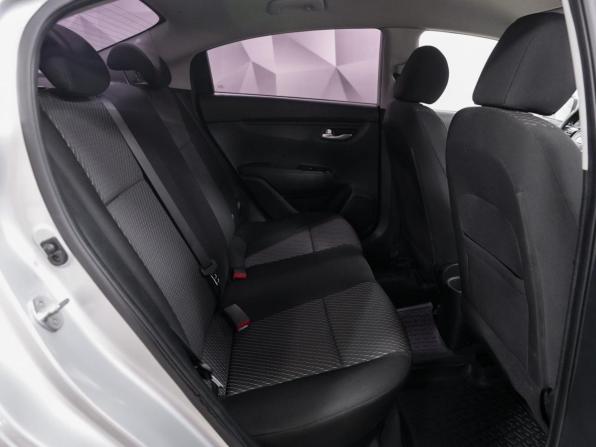 Kia Rio IV с пробегом 2019 года, цена 1 325 000 рублей, 118000 км, седан, Автокод Объявления