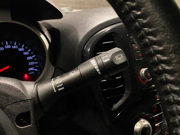 Nissan Juke I с пробегом 2012 года, цена 900 000 рублей, 247341 км, внедорожник, Автокод Объявления
