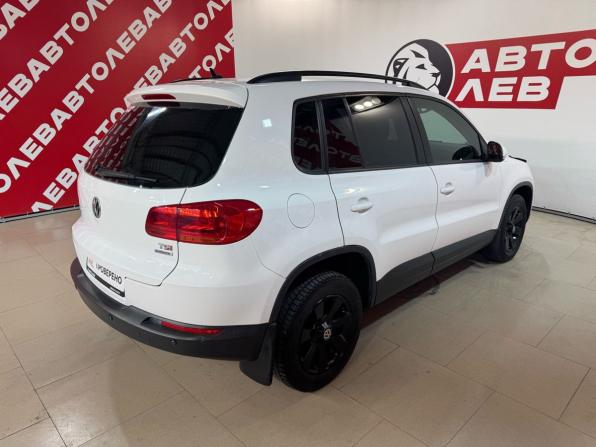 Volkswagen Tiguan I Рестайлинг с пробегом 2012 года, цена 1 049 000 рублей, 207613 км, внедорожник, Автокод Объявления