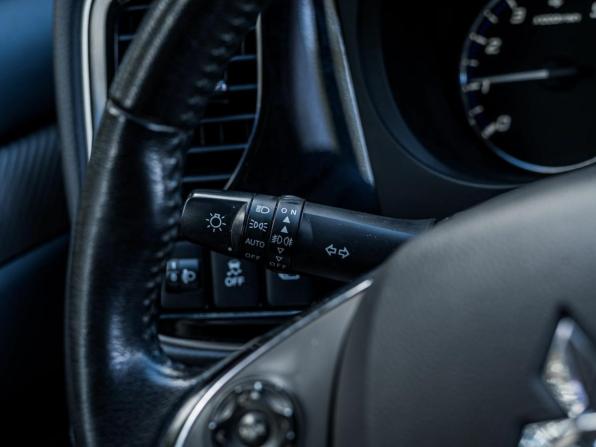 Mitsubishi Outlander III Рестайлинг 2 с пробегом 2018 года, цена 1 350 001 рубль, 204615 км, внедорожник, Автокод Объявления