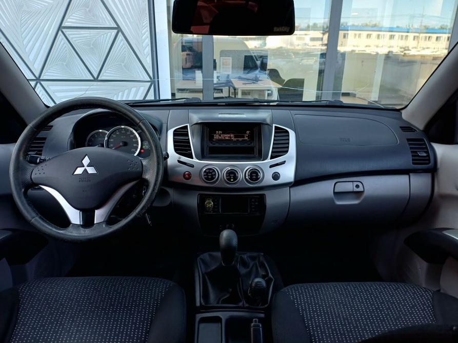 Mitsubishi L200 IV Москва  - изображение 11