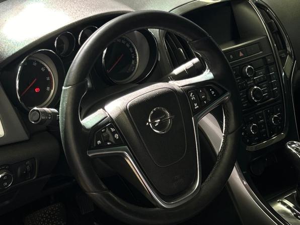 Opel Astra J Рестайлинг с пробегом 2012 года, цена 799 000 рублей, 194442 км, седан, Автокод Объявления