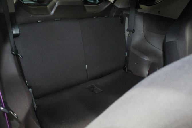 Toyota iQ с пробегом 2009 года, цена 599 000 рублей, 114603 км, хэтчбек, Автокод Объявления