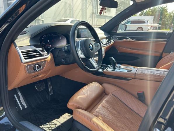 BMW 7 серии VI (G11/G12) Рестайлинг с пробегом 2021 года, цена 7 450 000 рублей, 110000 км, седан, Автокод Объявления