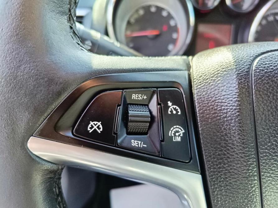 Opel Astra J Рестайлинг Тюмень  - изображение 18