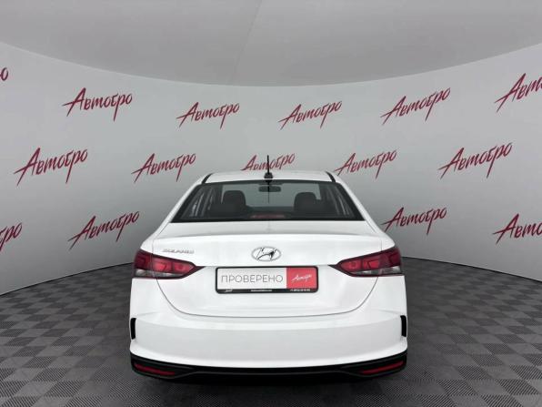 Hyundai Solaris II Рестайлинг с пробегом 2022 года, цена 1 379 000 рублей, 109324 км, седан, Автокод Объявления