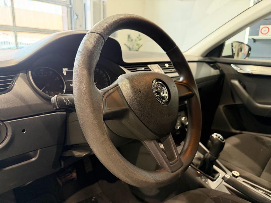 Skoda Octavia III (A7) Рестайлинг Москва  - изображение 13