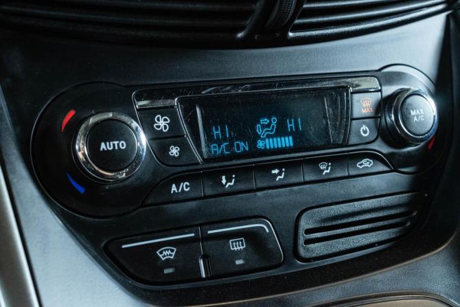 Ford Kuga II с пробегом 2013 года, цена 1 249 000 рублей, 189434 км, внедорожник, Автокод Объявления