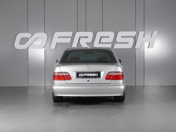 Mercedes-Benz E-Класс II (W210 S210) Рестайлинг с пробегом 2000 года, цена 559 000 рублей, 347042 км, седан, Автокод Объявления