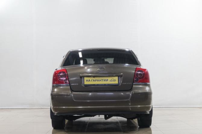 Toyota Avensis II с пробегом 2005 года, цена 749 000 рублей, 275000 км, седан, Автокод Объявления