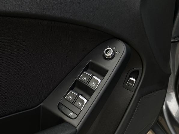 Audi A4 IV (B8) Рестайлинг с пробегом 2013 года, цена 1 159 000 рублей, 186541 км, седан, Автокод Объявления