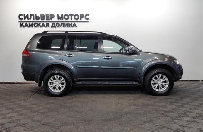 Mitsubishi Pajero Sport II Рестайлинг с пробегом 2013 года, цена 1 810 000 рублей, 199200 км, внедорожник, Автокод Объявления