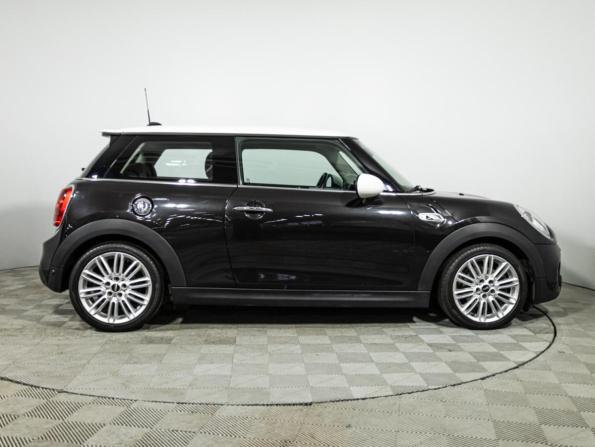 Mini Hatch III (F55/F56) с пробегом 2015 года, цена 2 095 777 рублей, 41090 км, хэтчбек, Автокод Объявления