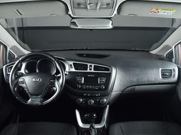 Kia Ceed II с пробегом 2013 года, цена 1 059 999 рублей, 174578 км, хэтчбек, Автокод Объявления