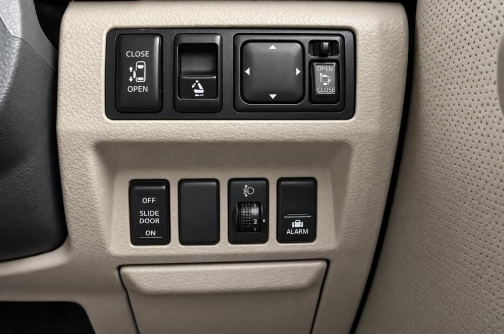 Nissan Presage II Челябинск  - изображение 13