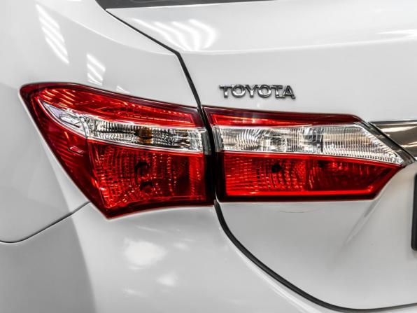 Toyota Corolla XI (E160 E170 E180) с пробегом 2013 года, цена 1 149 000 рублей, 133702 км, седан, Автокод Объявления