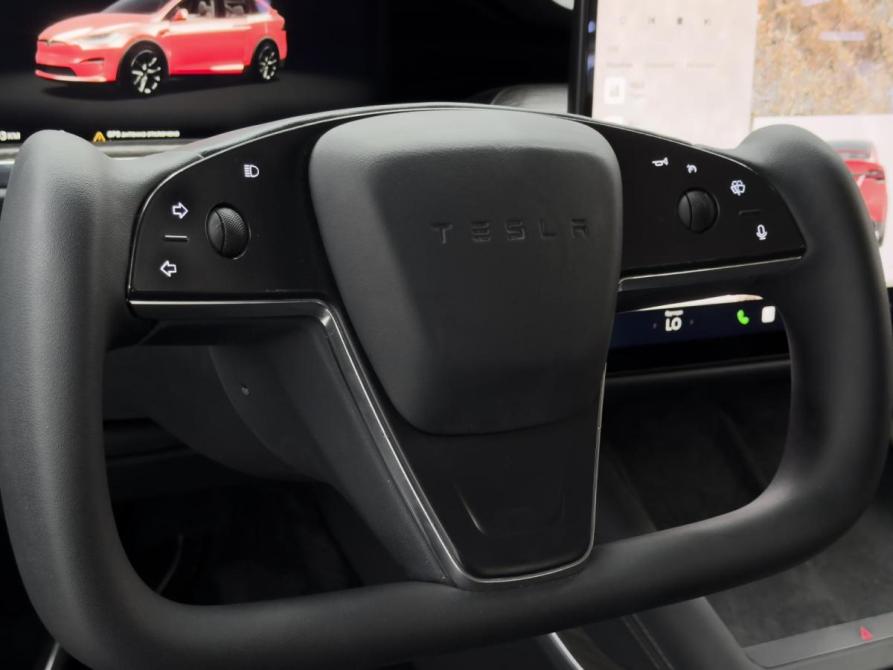 Tesla Model X I Рестайлинг Ростов-на-Дону  - изображение 17