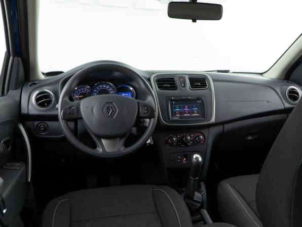 Renault Sandero II с пробегом 2017 года, цена 1 099 050 рублей, 77514 км, хэтчбек, Автокод Объявления