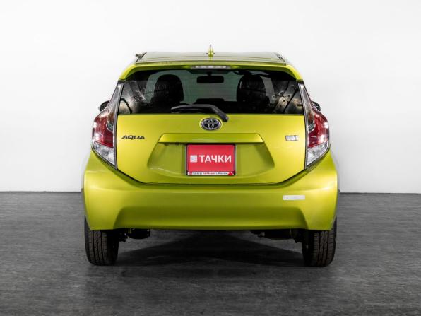 Toyota Aqua I Рестайлинг с пробегом 2015 года, цена 960 500 рублей, 99500 км, хэтчбек, Автокод Объявления