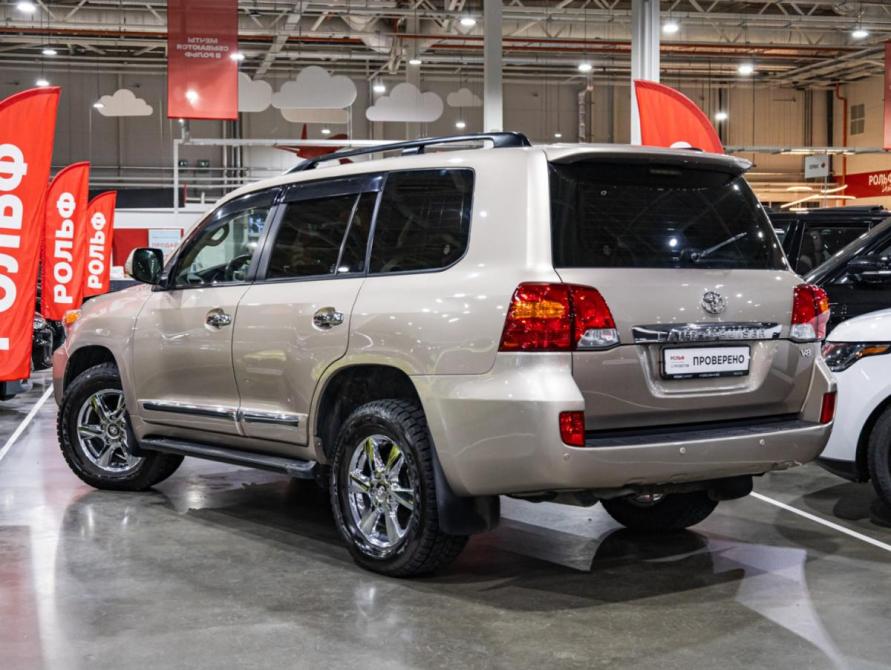 Toyota Land Cruiser 200 Series Рестайлинг 1 Санкт-Петербург  - изображение 11