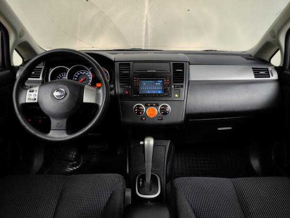 Nissan Tiida I Рестайлинг с пробегом 2011 года, цена 638 000 рублей, 207000 км, хэтчбек, Автокод Объявления