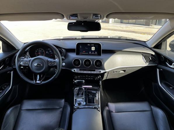 Kia Stinger I с пробегом 2018 года, цена 2 590 000 рублей, 76144 км, лифтбек, Автокод Объявления