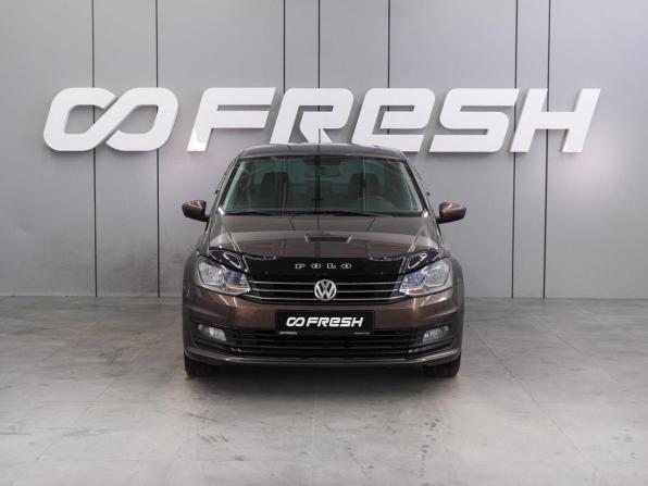 Volkswagen Polo V Рестайлинг с пробегом 2019 года, цена 1 569 000 рублей, 98334 км, седан, Автокод Объявления