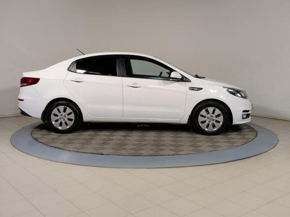 Kia Rio III Рестайлинг с пробегом 2016 года, цена 899 900 рублей, 199700 км, седан, Автокод Объявления