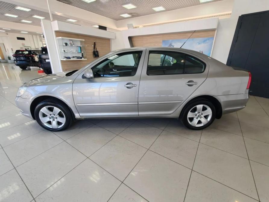 Skoda Octavia II (A5) Рестайлинг Москва  - изображение 8