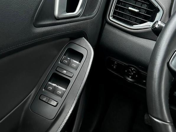 Chery Tiggo 4 I Рестайлинг с пробегом 2021 года, цена 1 379 800 рублей, 29561 км, внедорожник, Автокод Объявления