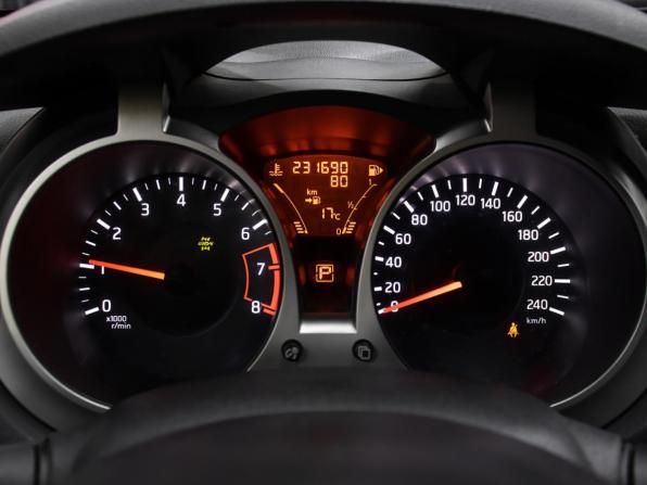 Nissan Juke I с пробегом 2011 года, цена 979 000 рублей, 231688 км, внедорожник, Автокод Объявления