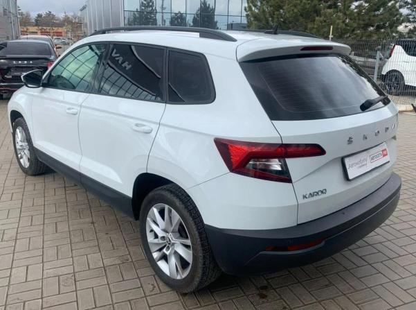Skoda Karoq I с пробегом 2020 года, цена 2 399 900 рублей, 79027 км, внедорожник, Автокод Объявления