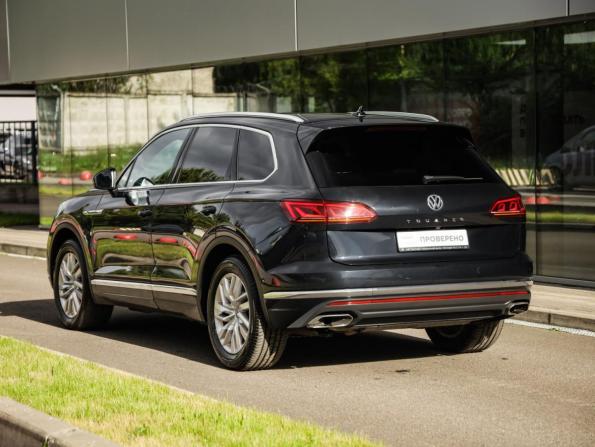 Volkswagen Touareg III с пробегом 2018 года, цена 4 750 000 рублей, 105180 км, внедорожник, Автокод Объявления