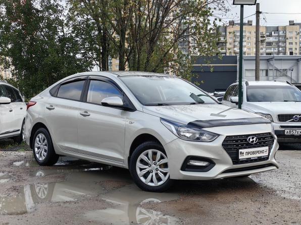 Hyundai Solaris II с пробегом 2018 года, цена 1 099 000 рублей, 92827 км, седан, Автокод Объявления