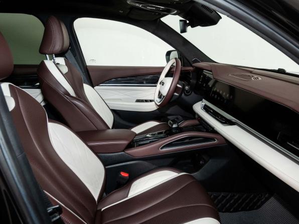 Geely Monjaro I с пробегом 2023 года, цена 3 066 000 рублей, 67528 км, внедорожник, Автокод Объявления