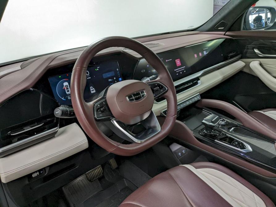Geely Monjaro I Москва  - изображение 13