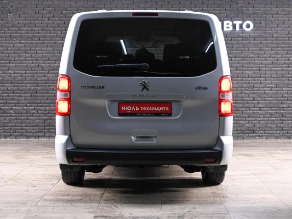 Peugeot Traveller I с пробегом 2022 года, цена 2 475 000 рублей, 107754 км, минивэн, Автокод Объявления