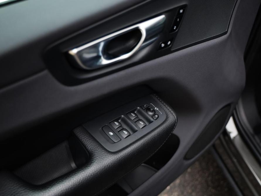 Volvo XC60 II Рестайлинг Санкт-Петербург  - изображение 23